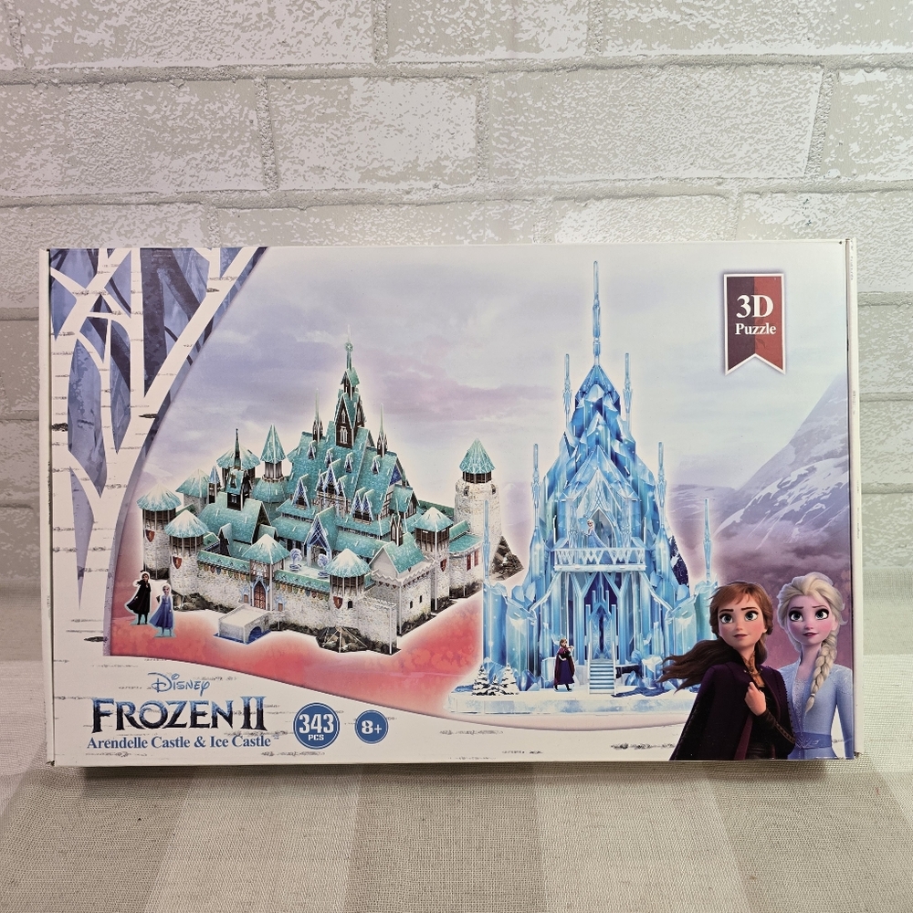 Frozen II Arendelle Castle & Ice Castle 3D Puzzle